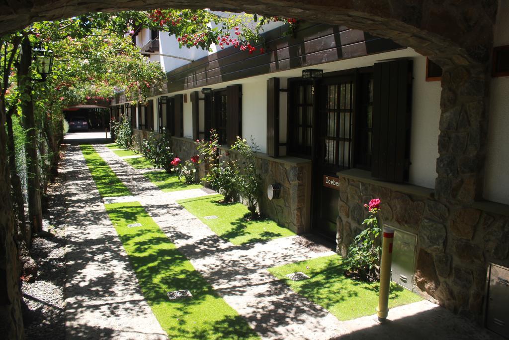 Apart Rose Garden San Martín de los Andes Dış mekan fotoğraf